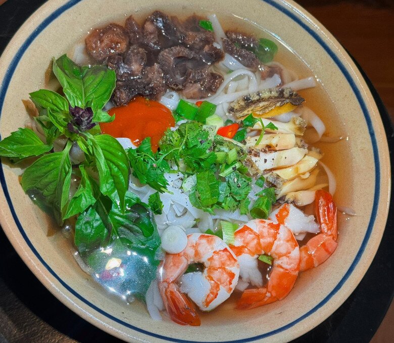 Chồng làm cho Hoa hậu Diễm Hương bào ngư, hải sâm và đủ món ngon: Vợ nấu thì liên tục uống nước, dụi tai - 14