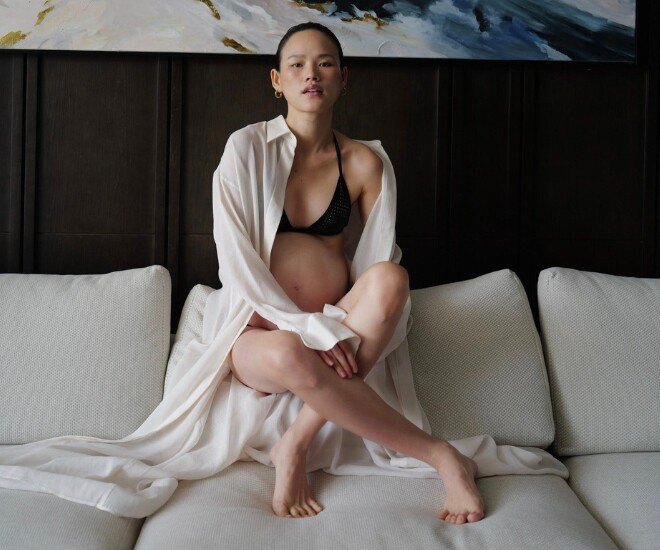 Người mẫu Việt diện bikini bé xíu khoe bụng bầu sắp sinh với chồng Tiến sĩ, tạo dáng đến đâu, đốn tim đến đó - 1