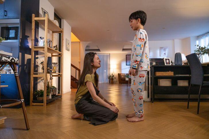 Chồng cũ đến vay 100 triệu sau khi tái hôn nửa năm, 6 năm sau anh quỳ dưới chân tôi khóc lóc - 2