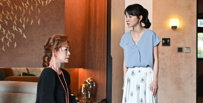 Mẹ kế cho tôi 500 triệu làm của hồi môn, còn mẹ ruột chỉ cho một thứ khiến tôi cay mắt - 2