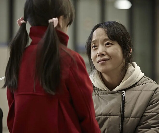 Mẹ kế cho tôi 500 triệu làm của hồi môn, còn mẹ ruột chỉ cho một thứ khiến tôi cay mắt - 1