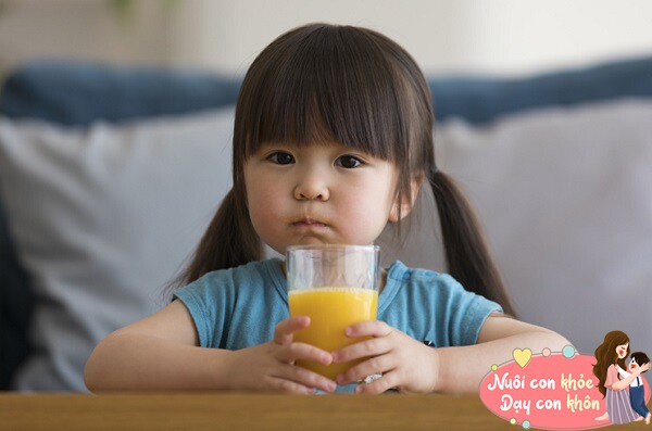 6 quan niệm về dinh dưỡng cho trẻ mà nhiều mẹ bỉm tưởng “không đội trời chung”, nhưng có thể dung hòa nếu hiểu đúng và chọn khéo - 11