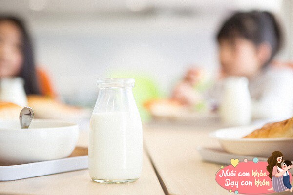 Bố mẹ hiện đại lựa chọn thực phẩm lành mạnh cho con - 5