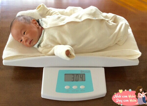 Trẻ sơ sinh không thể nói “bụng con khó chịu” nhưng mẹ có thể nhìn thấy qua 8 dấu hiệu trên cơ thể - 10