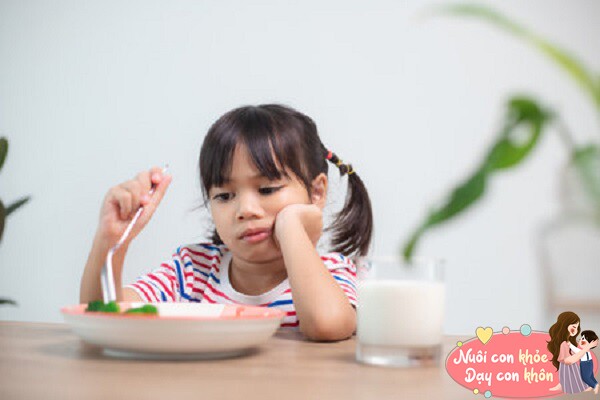 Con suy dinh dưỡng, &#34;còi nhất lớp&#34; có thể vì những lý do này - 5