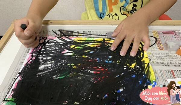 ĐH Harvard phát hiện: 3 màu sắc "gây trầm cảm", trẻ đột ngột đổi màu yêu thích, bố mẹ nên cẩn thận - 6