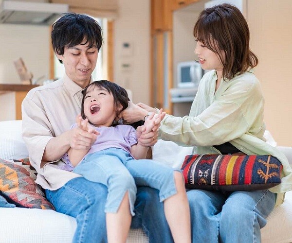 Đứa con đến báo hiếu bố mẹ có bốn “dấu ấn” trên người, một trong số đó là phước lành của giàu có - 1