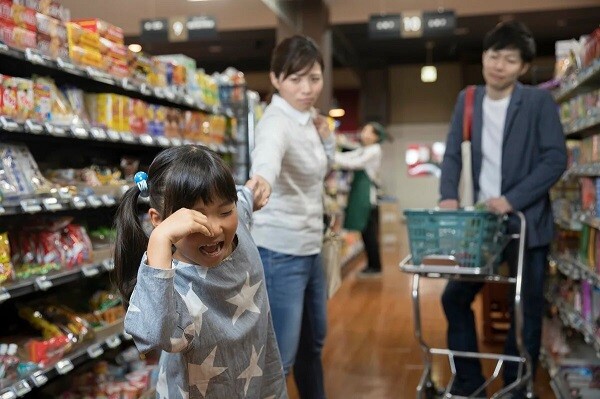 Khi trẻ xin 3 thứ này, dù nhà giàu hay nghèo bố mẹ đừng dễ dàng cho con - 4