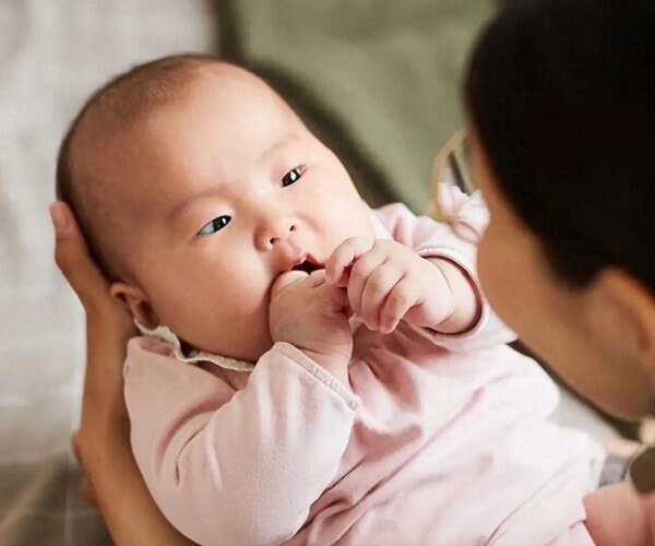 Nuôi dạy đứa trẻ là &#34;thiên tài ngôn ngữ&#34; không khó, mẹ dùng ngay 6 mẹo từ chuyên gia - 1