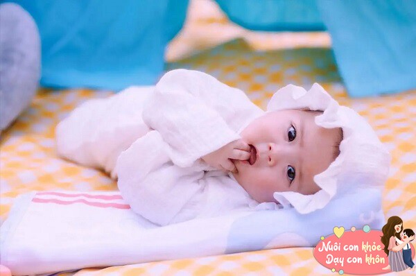 Nuôi dạy đứa trẻ là &#34;thiên tài ngôn ngữ&#34; không khó, mẹ dùng ngay 6 mẹo từ chuyên gia - 4