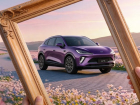 Xe điện Trung Quốc chạy 1.995 km, sạc một lần đi xuyên quốc gia