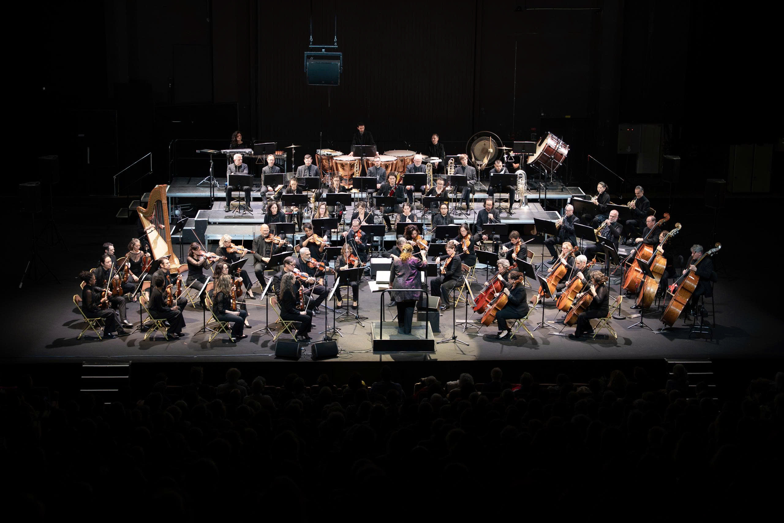 Nữ nhạc trưởng chỉ huy dàn nhạc trong Lễ bế mạc Thế vận hội Olympic Paris 2024 sẽ biểu diễn tại Việt Nam - 2