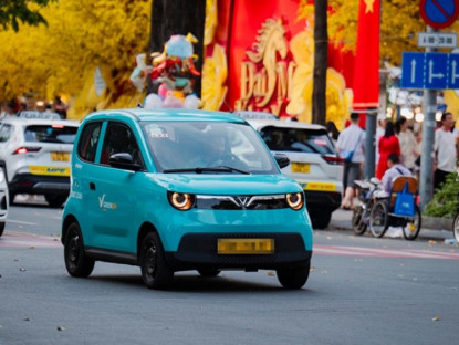 Thông tin doanh nghiệp - Lên 4 bánh vẫn nhẹ gánh, tài xế mạnh dạn xuống tiền với Minio Green