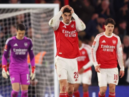 Thể thao - Arsenal thua 2 trận liên tiếp: Sự tự tin chạm đáy, coi chừng mất "cả chì lẫn chài"