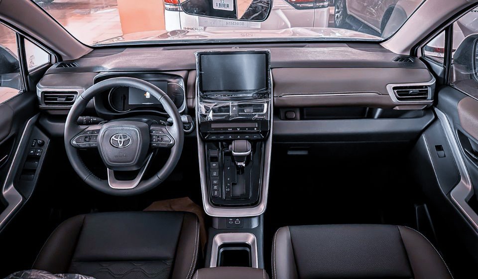 Nhà đông người có nên chọn mẫu xe Toyota Innova Cross HEV - 3