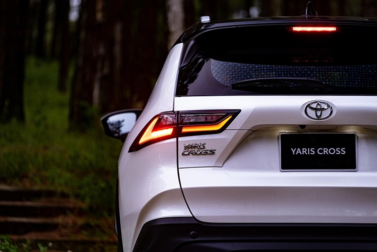 Yaris Cross “gánh team”, doanh số Toyota bật tăng mạnh - 1