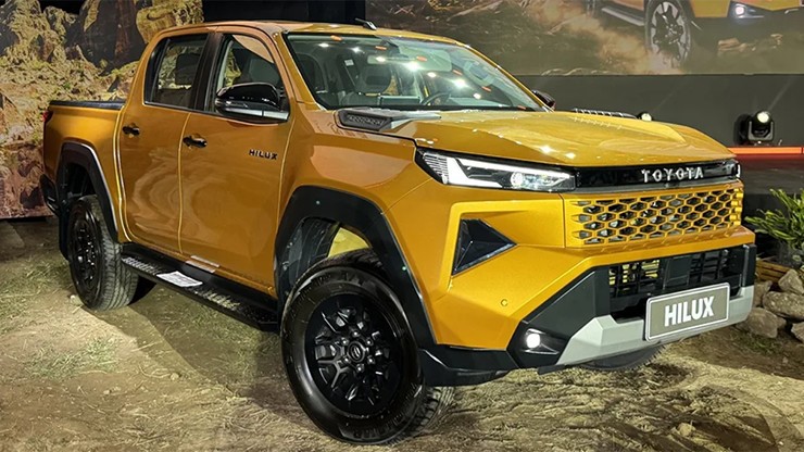 Yaris Cross “gánh team”, doanh số Toyota bật tăng mạnh - 2