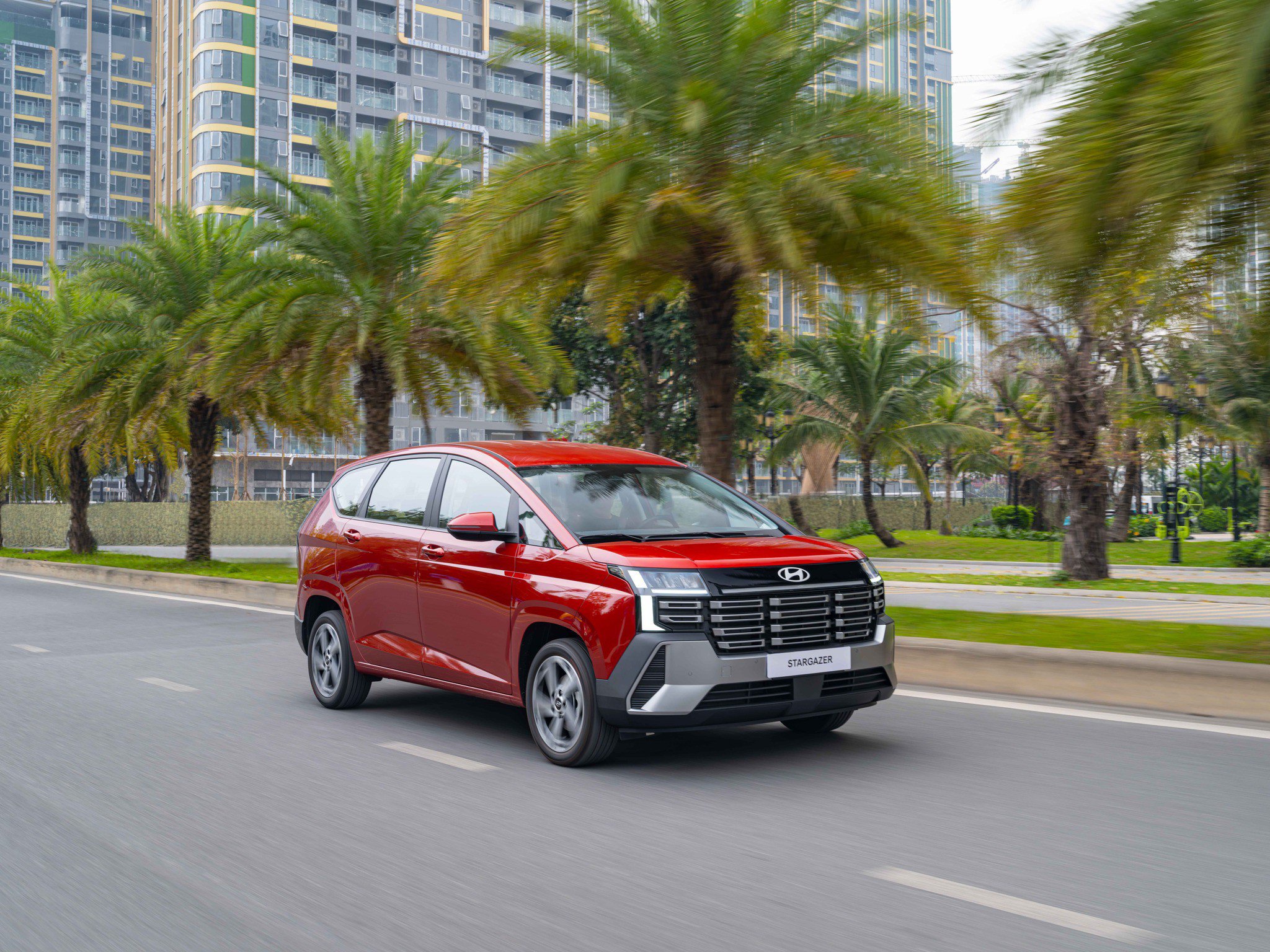 Những chi tiết thay đổi trên dòng xe Hyundai Stargazer mới - 3