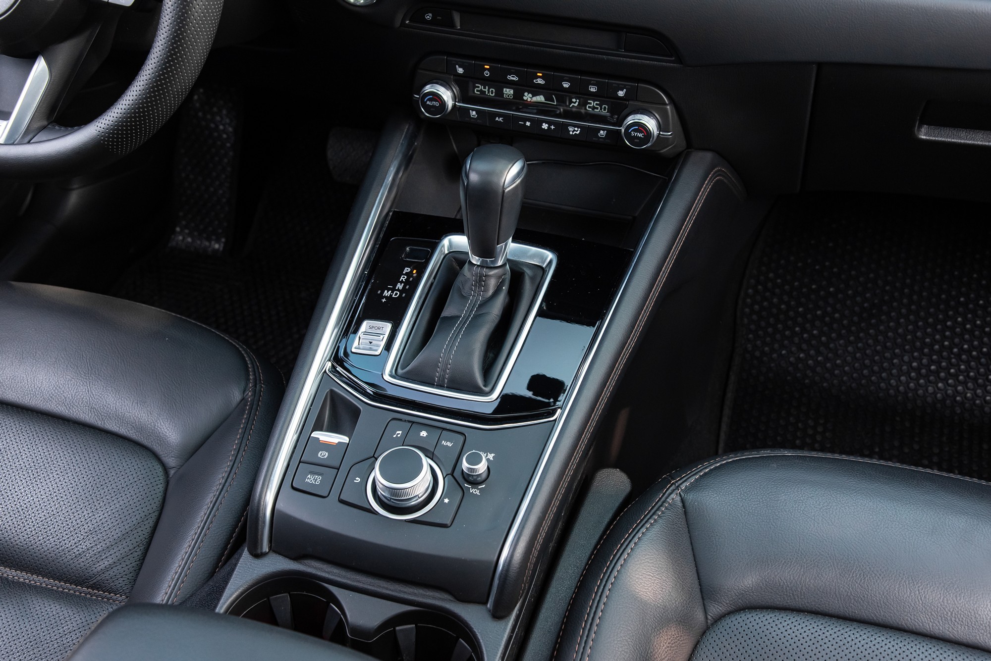 Mẫu xe gầm cao đến từ Nhật này vẫn được người Việt tin dùng - 8