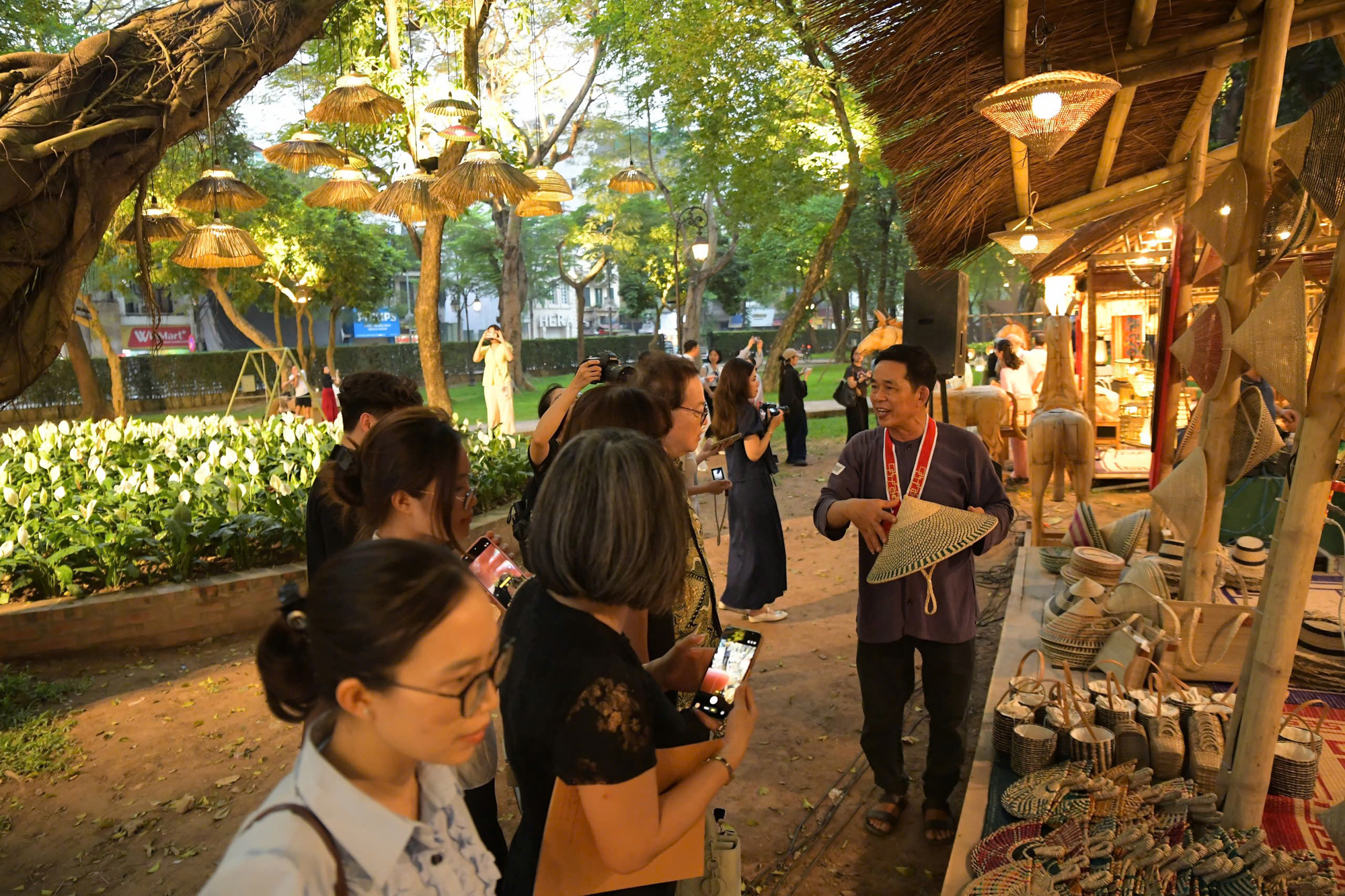 Đánh thức di sản qua chương trình “Vườn Ánh Sáng” - 5