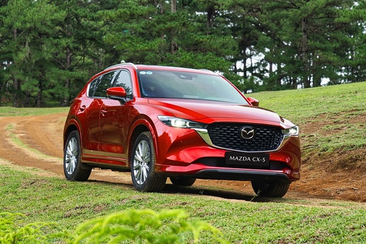 Hụt hơi doanh số, Mazda CX-5 vẫn chưa có đối thủ xứng tầm - 1