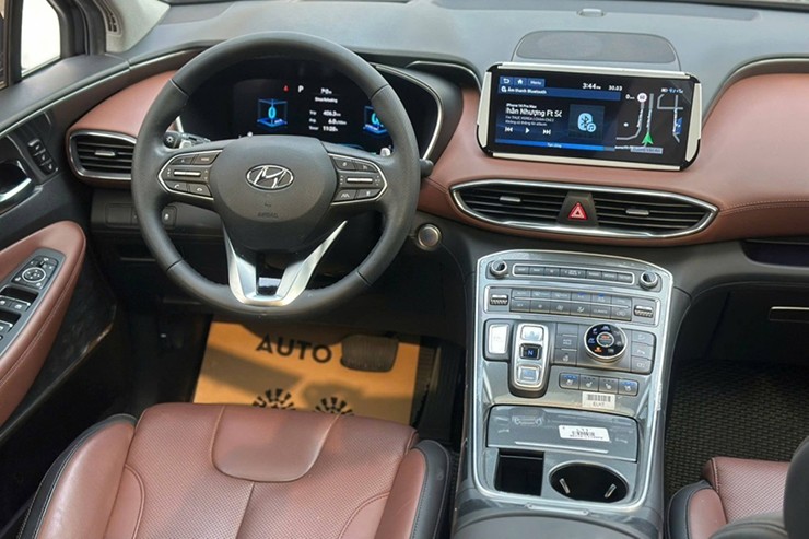 Santa Fe máy dầu đi 2 năm vẫn bán đắt hơn xe mới: Chuyện gì đang xảy ra? - 2