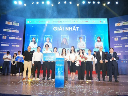 Thông tin doanh nghiệp - Nữ sinh Ngoại thương tìm lời giải trong Fintech