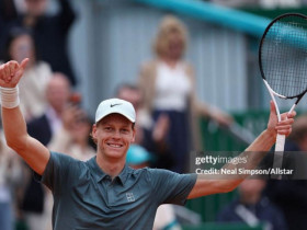 Nóng nhất thể thao chiều 15/4: Roddick khen Sinner chơi tốt ở mọi mặt sân