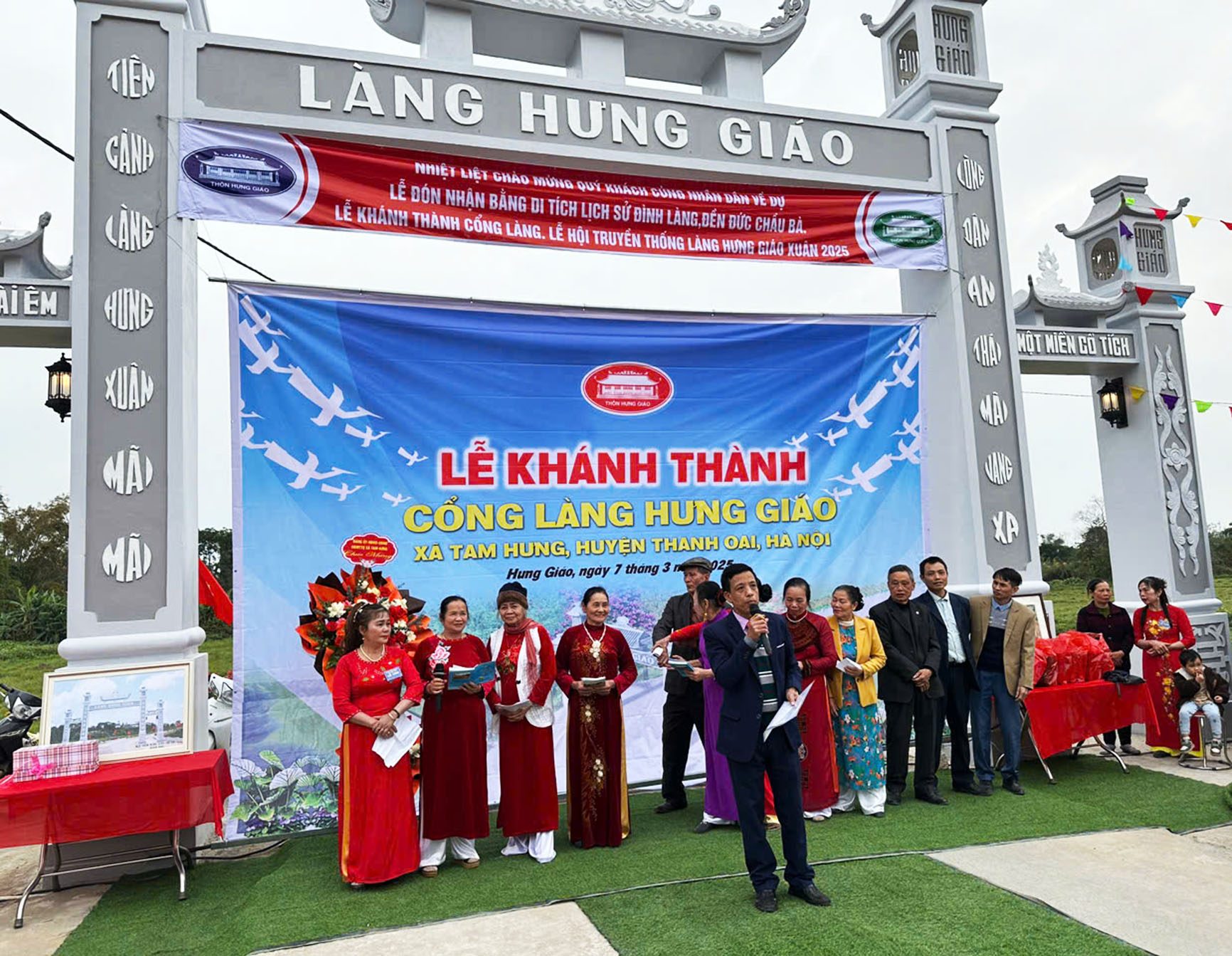 Về nơi cả làng làm thơ - 3
