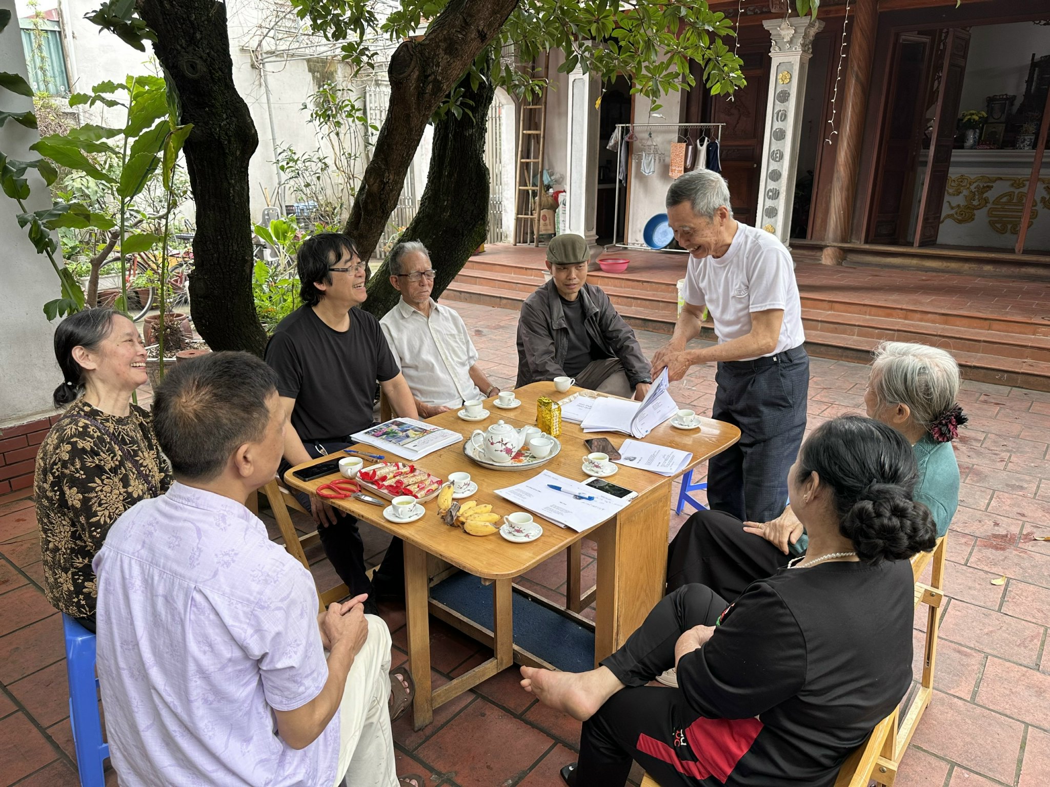 Về nơi cả làng làm thơ - 4