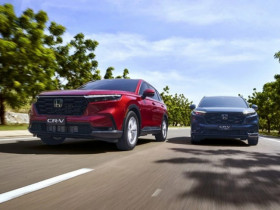 Chiếc Honda CR-V e:HEV RS giá thấp bất thường trên thị trường xe cũ, người mua e dè