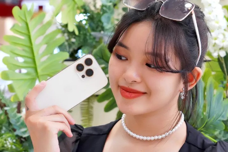 Điểm mặt những mẫu iPhone cũ dùng ngon mà không lỗi thời - 1