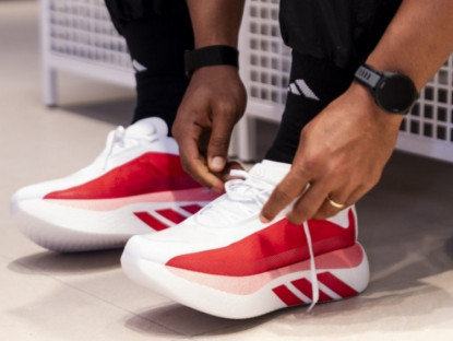 Thông tin doanh nghiệp - Giải mã adidas Hyperboost Edge – Đôi giày được các ngôi sao thể thao hàng đầu Việt Nam săn đón
