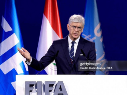 Thể thao - Bàn thắng đầu tiên áp dụng luật việt vị mới của Arsene Wenger, bùng nổ tranh cãi