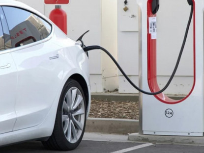 Công nghệ - Vì sao lốp xe điện mòn nhanh hơn xe xăng?