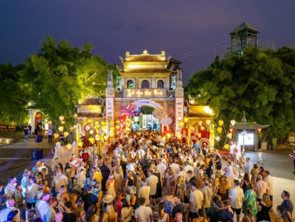 Thông tin doanh nghiệp - Phú Quốc United Center: Từ “tâm điểm không ngủ” đến “vũ trụ lễ hội” bùng nổ