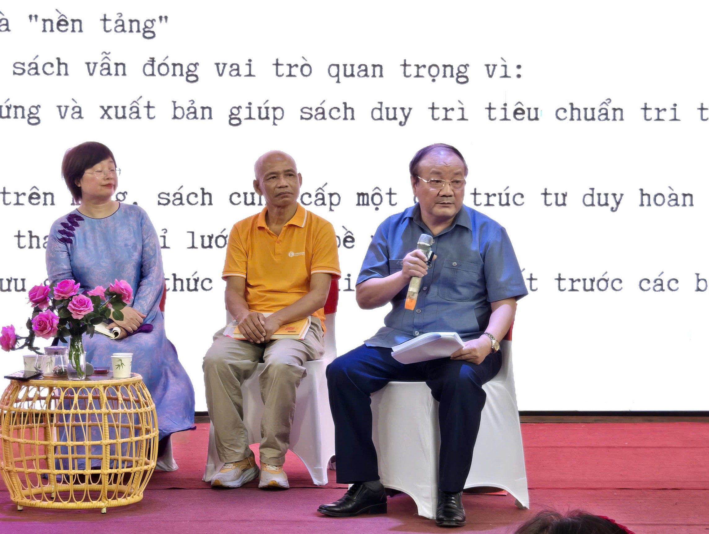 Định vị sách trong không gian của công nghiệp văn hóa - 2