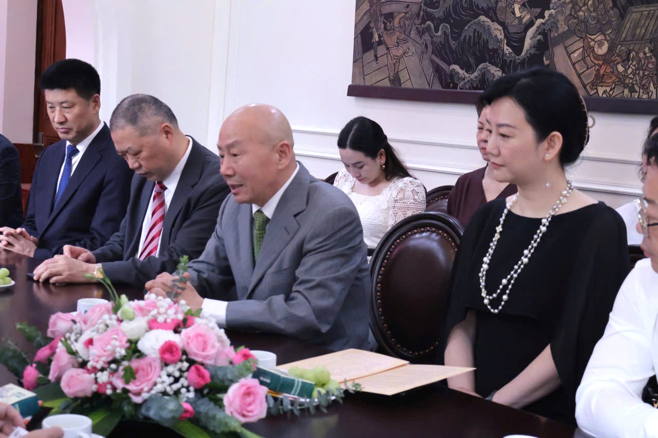 Đẩy mạnh giao lưu, hợp tác trong lĩnh vực văn học nghệ thuật giữa Việt Nam và Trung Quốc - 5