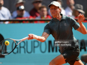 Video tennis Sinner - Bonzi: Bất ngờ tie-break, tỉnh giấc đúng lúc (Madrid Open)