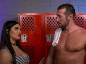 Người đẹp đấu vật cho phép nam giới được nhìn ngắm 