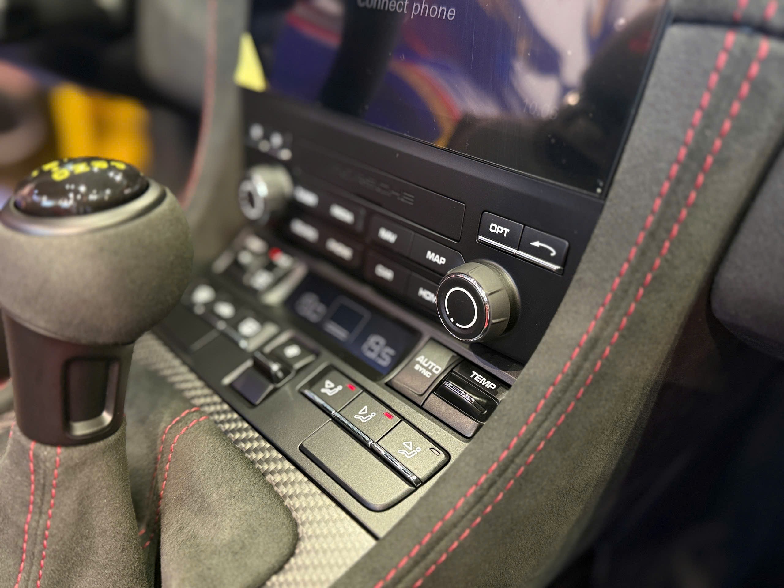 Porsche 718 Spyder RS thứ 3 tại Việt Nam với sắc vàng nổi bật - 8