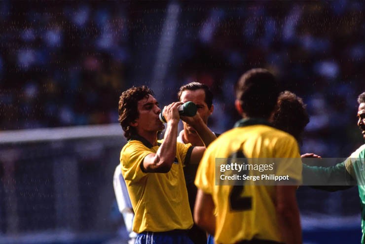 Đại chiến Argentina - Brazil World Cup 1990: Sao Brazil bị nghi đầu độc bằng nước lạ - 1