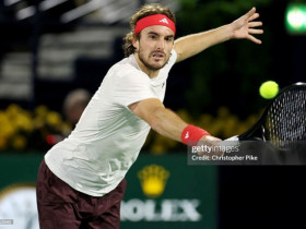 Nóng nhất thể thao chiều 28/4: Tsitsipas hồi sinh sau ác mộng chấn thương