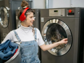 Vì sao máy giặt có cửa kính còn máy rửa bát thì không?