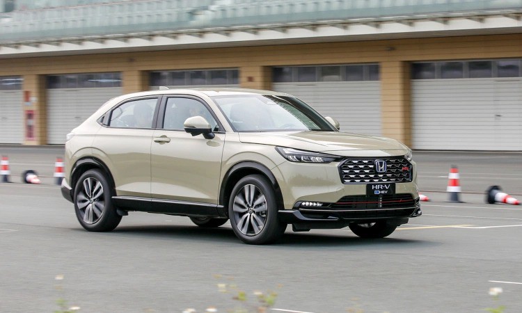 Sau xe điện, doanh số xe hybrid đang tăng đáng kể tại Việt Nam - 4