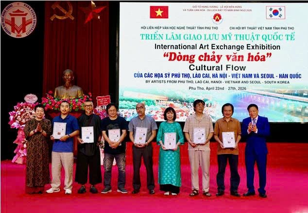 Triển lãm mỹ thuật giao lưu quốc tế Việt Nam - Hàn Quốc: Kết nối “Dòng chảy văn hóa” - 4