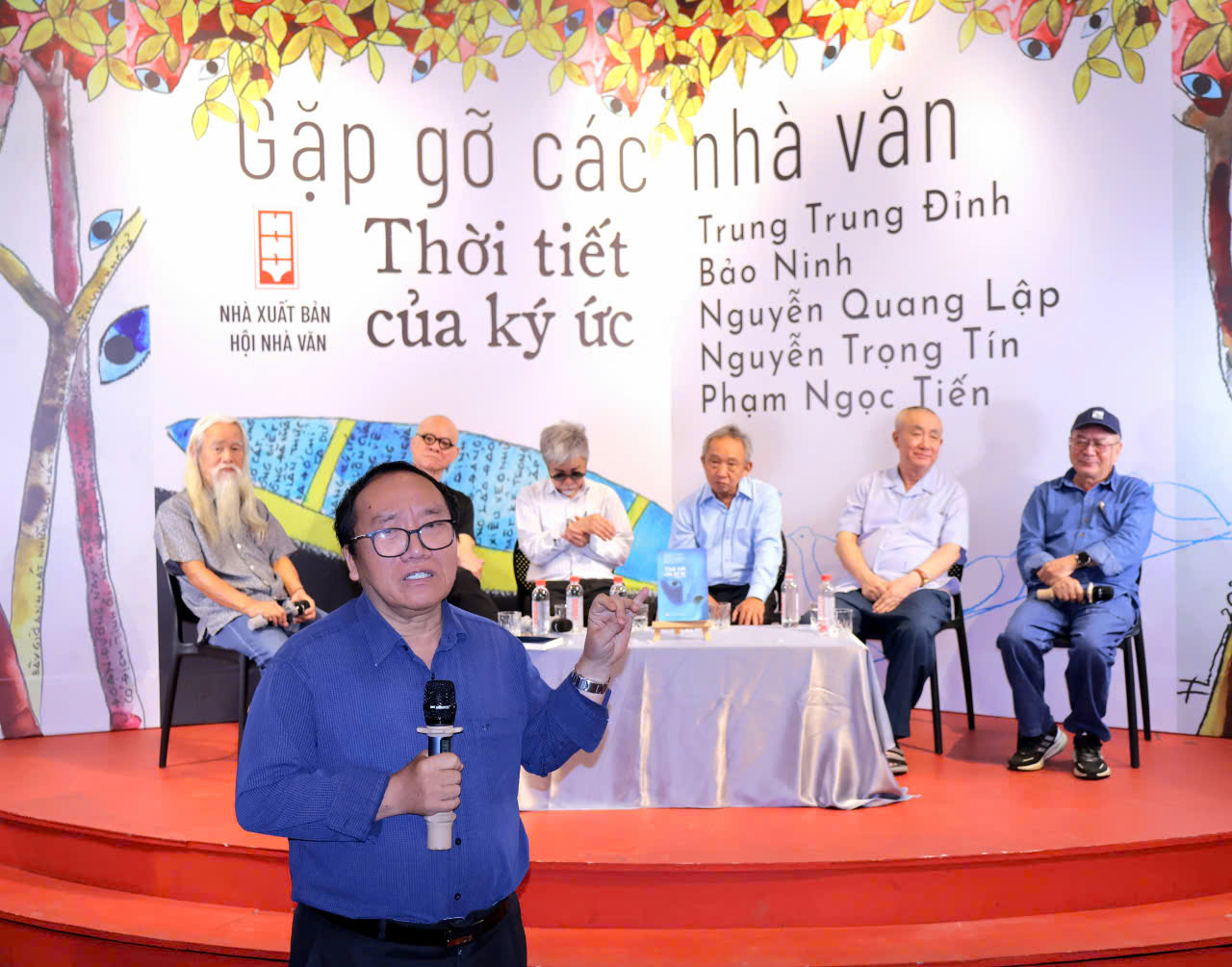 "Thời tiết của ký ức": Cuộc hội ngộ đặc biệt của năm cá tính văn chương độc bản - 4