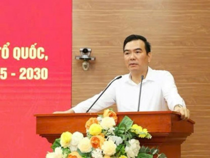Tin Tức - Nâng tầm công tác tư tưởng trong kỷ nguyên số: Từ "định hướng dư luận" đến "quản trị niềm tin xã hội"