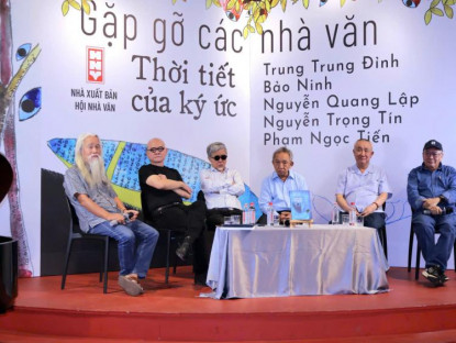 Văn thơ - "Thời tiết của ký ức": Cuộc hội ngộ đặc biệt của năm cá tính văn chương độc bản