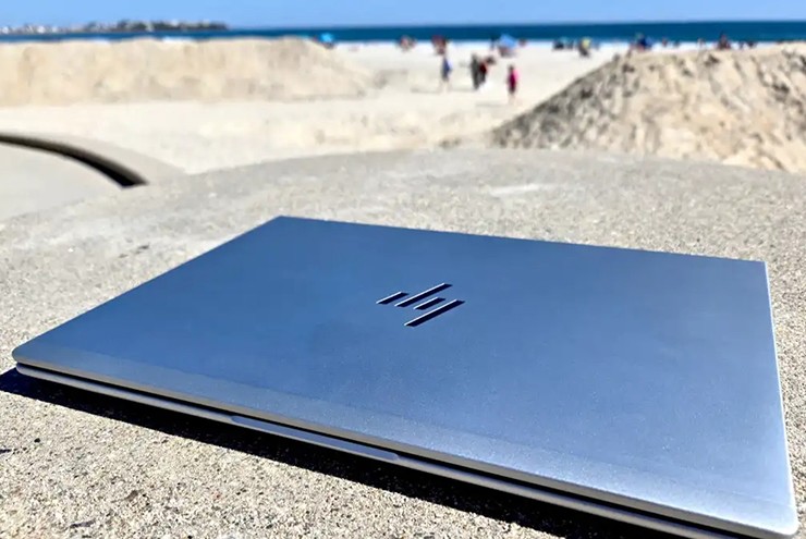 Nhiều người dùng bắt đầu thích laptop vỏ nhựa hơn kim loại - 2